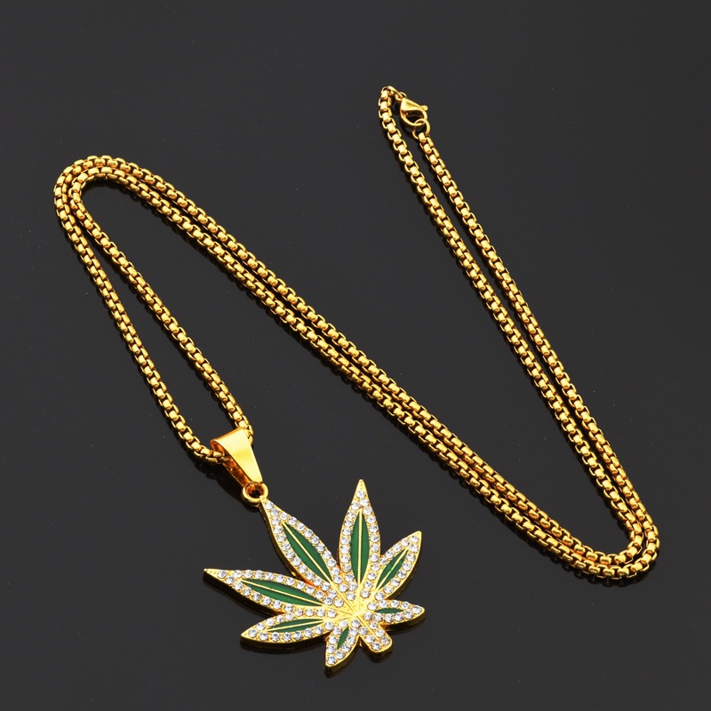 Rhinestone Weed Pendant Neckla - Dry Herb Vaping Accessories 리뷰 및 가격